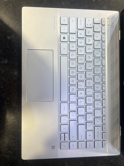HP Pavilion Laptop (Silver): 128GB SSD + 4GB RAM