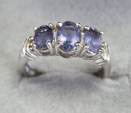 9ct White gold Ring With Purple Stones Size N