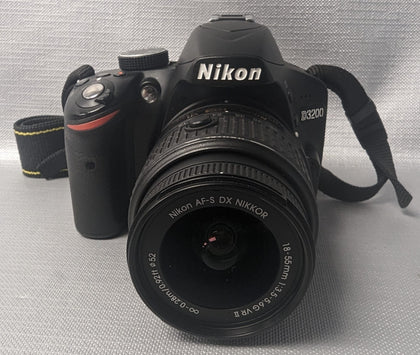 **JANUARY SALE** Nikon D3200 Digital SLR with 18-55mm Lens