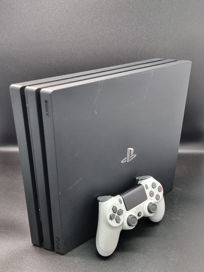 Sony Playstation 4 Pro 1TB black