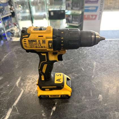 DeWalt Combi Drill Cordless DCD778 - 2.0AH Battery - DCB1104 Charger & Case.