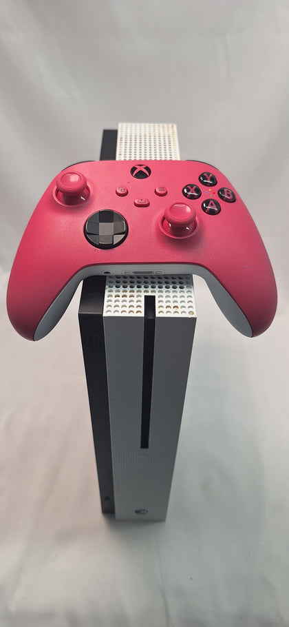 Microsoft Xbox One S Console 500GB White unboxed with 1 x pink series controller