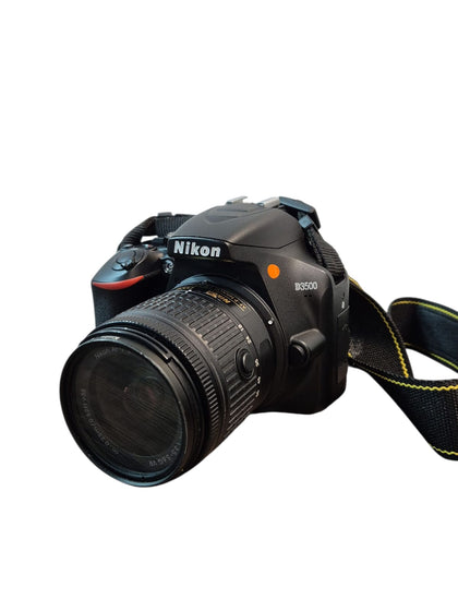 Nikon D3500 Black + AF-P DX 18-55mm *NO CHARGER*