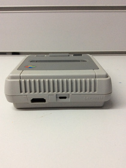 Mini Super Nintendo Entertainment System (SNES) + 2 Pads