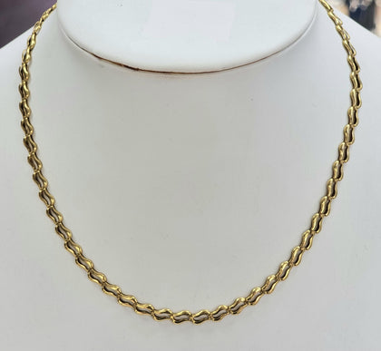 9ct Gold Wavy Link chain 17