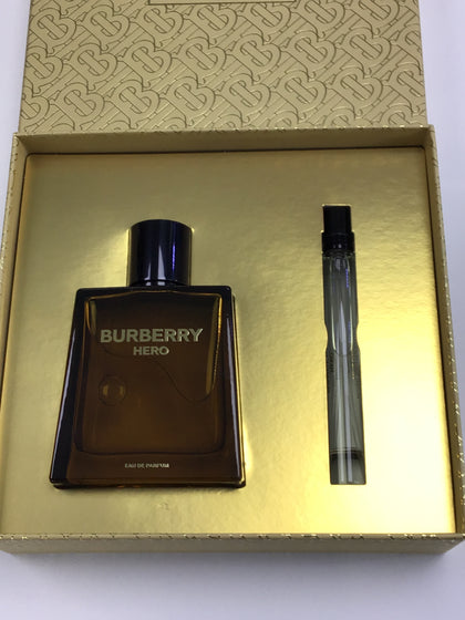 Burberry Hero 100ml Eau de Parfum Gents Gift Set.