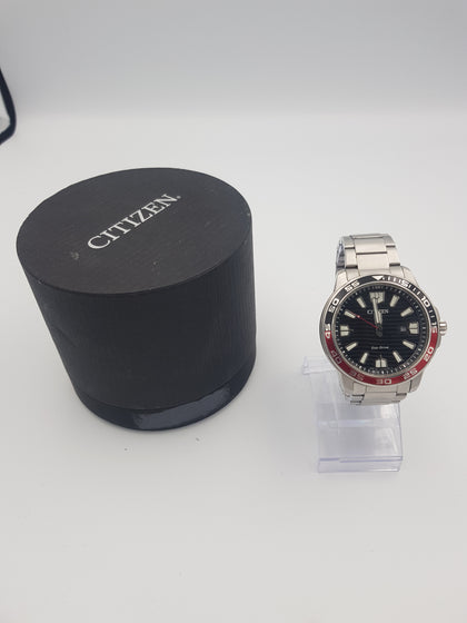 Citizen Eco Drive Analogue Men's Watch - Stainless Steel Band - Model: J810-R013921 - with Original Box and Spare Links