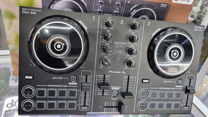 Pioneer Smart Dj controller DDJ-200 boxed