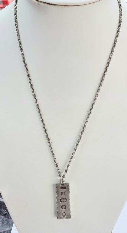 Vintage 1977 British Sterling Silver Ingot Pendant  Jubilee Queen Elizabeth