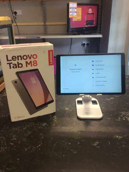 Lenovo Tab M8