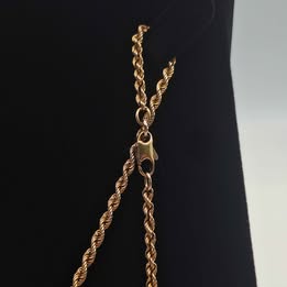 9ct Yellow Gold Twisted Rope Chain Necklace With Horse Hoof Pendant - 18