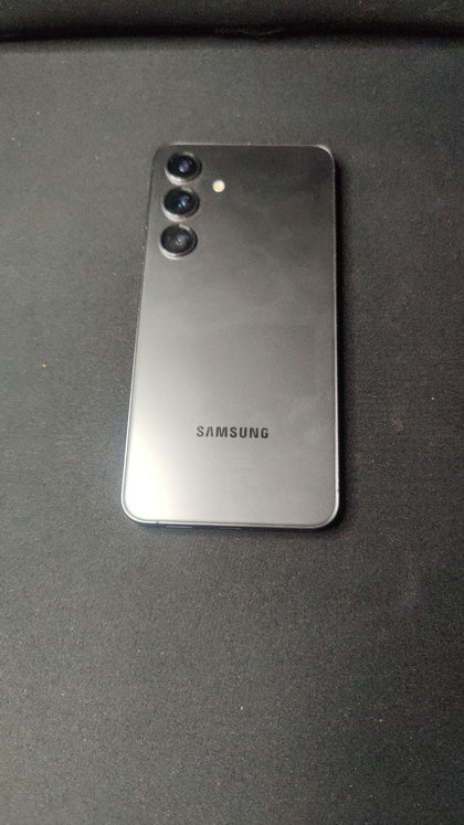 Samsung Galaxy S24 - 128 GB -Black