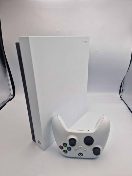 Microsoft Xbox One X Console – 1TB – Robot White – Unboxed With White Robot Pad
