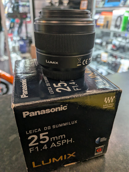 Panasonic Lumix  25mm  F1.4 ASPH Lens Boxed