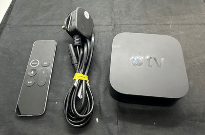 Apple TV 4K (1st Gen) 32 GB + Apple TV Remote