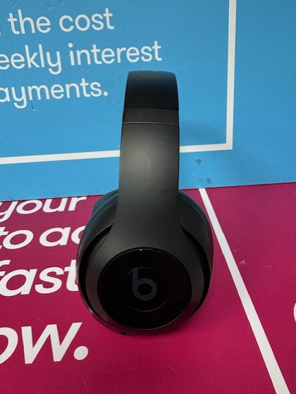 BEATS STUDIO PRO BLACK WIRELESS NOISE CANCELLING HEADPHONES **UNBOXED**