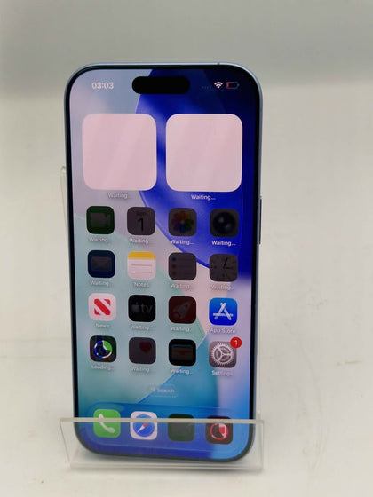 Apple iPhone 17 Mobile Phone (A3520) - 256GB - Mist Blue - Unlocked **CRACKED LENS**