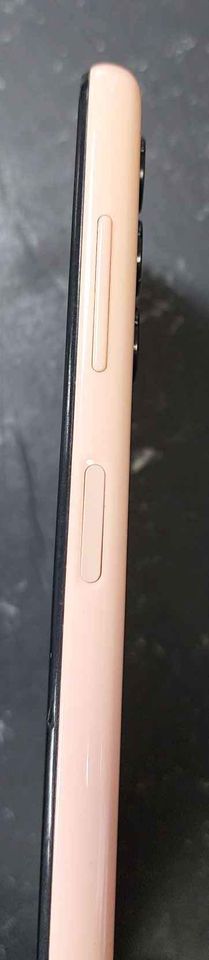 Samsung Galaxy A13 64GB Peach MOBILE PHONE.