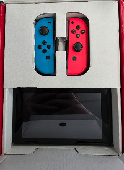 ⭐ SALE ⭐  Nintendo Switch (32GB) (Boxed)