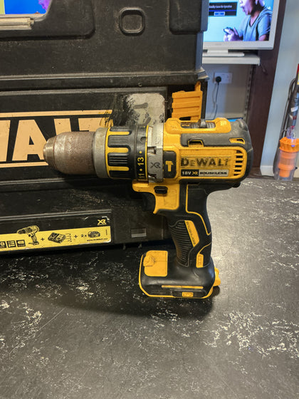 Dewalt drill and case
