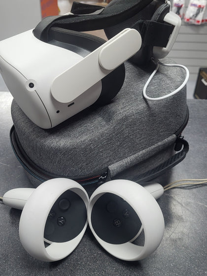 Meta / Oculus Quest 2 - VR headset - 128GB  with controllers