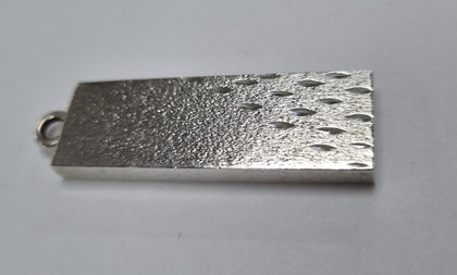 SILVER BAR PENDANT LEYLAND