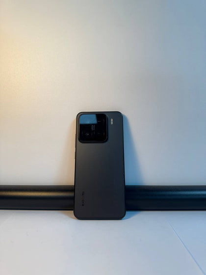 XIAOMI 15 512GB unboxed **wythenshawe**