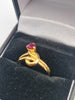22ct Yellow Gold Ruby Swirl Ring – 2.81g – Size M – Elegant Vintage Style
