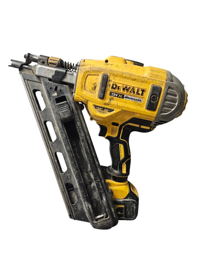 DeWalt DCN692BR | 20V Max Brushless Cordless Lithium-Ion Framing Nailer