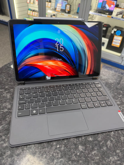 Lenovo Tab P11 2nd gen - With case and pen