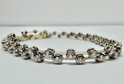 18ct white gold and diamond bracelet 7
