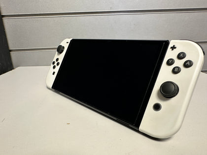 Nintendo Switch OLED - White
