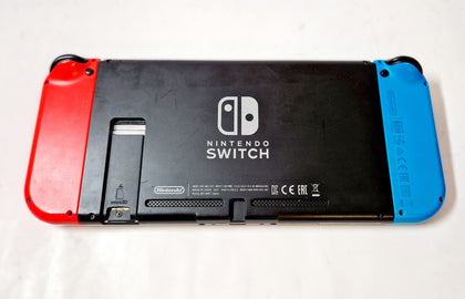 Nintendo Switch (Neon Red/Neon blue)