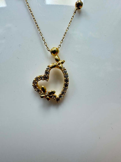 2.2g 14ct Necklace And Pendant 18