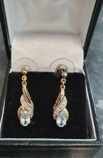 9ct yellow Gold Dangle Earrings with Pale Blue & Clear Stones - 1.7g