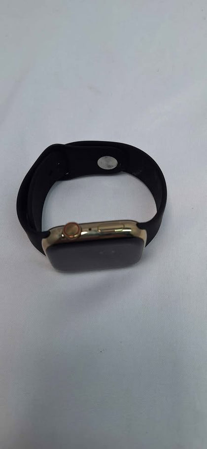**DEAL** Apple Watch Series 9 Smartwatch - 45mm - Gold Aluminium - GPS + CEL - Unboxed With Black Strap