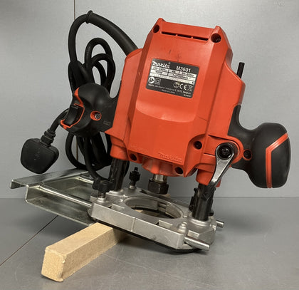 **Sale**Collection Only ** Makita M3601 MT Series Plunge Router 240V