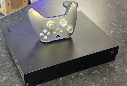 Xbox One X - 1TB