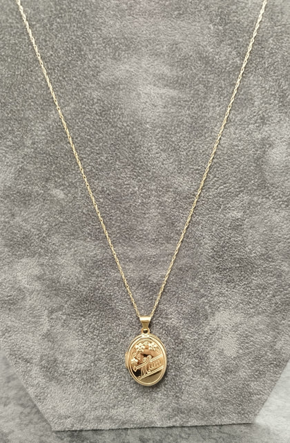 9ct Yellow Gold Floral 'Mum' Locket & 18