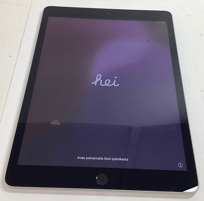 Apple iPad 9th Gen - 64GB