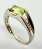 18ct White Gold ring with green stone size L