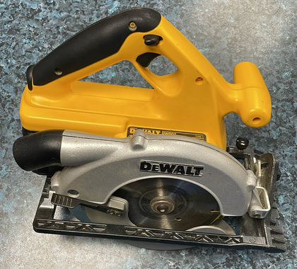 DeWALT DW007 TYPE 1 CORDLESS CIRCULAR SAW