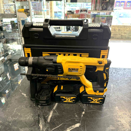 Dewalt DCH033 Cordless SDS Hammer Drill 18V Li-ion Brushless 2x 4ah Battery