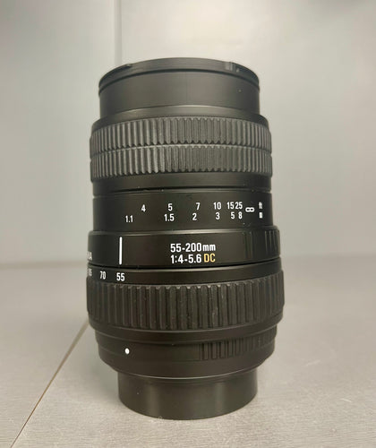 **Easter Sale** Sigma Lens Dc 55-200mm Camera Lens  1.4-5.6