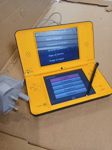 Nintendo DSI XL