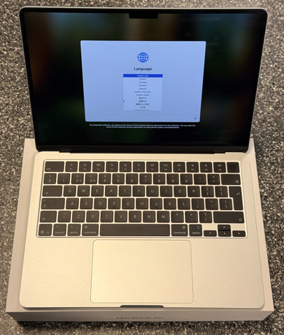 Apple MacBook Air 2025 13.6in M4 16GB 256GB