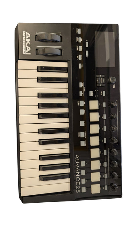 Akai Professional Advance 25 MIDI Keyboard