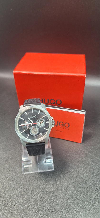 Hugo Mens Twist Watch 1530129 Black mens wrist watch with box and booklet