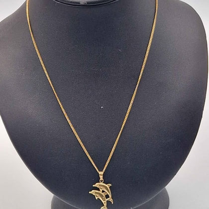 9ct Yellow Gold Thin Curb Chain Necklace With Dolphin Pendant - 18