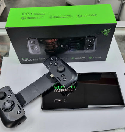 Razer Edge Gaming Tablet and Kishi V2 Pro Controller